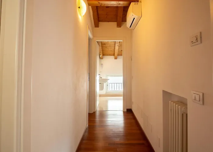 Corte Barbieri Couette-café