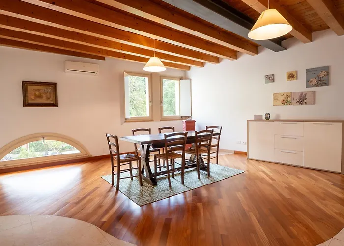 Corte Barbieri Couette-café 4*