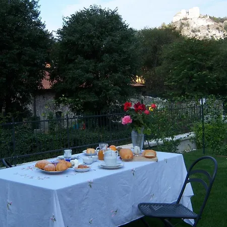 Corte Barbieri לינה וארוחת בוקר 4*