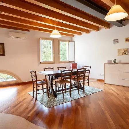 Corte Barbieri Nocleg ze śniadaniem 4*