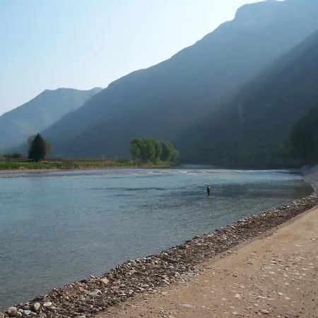 Corte Barbieri Nocleg ze śniadaniem Dolcè